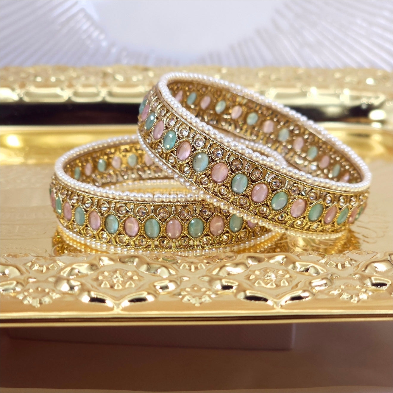 Chunky Hira Antique Gold Polki Bangles