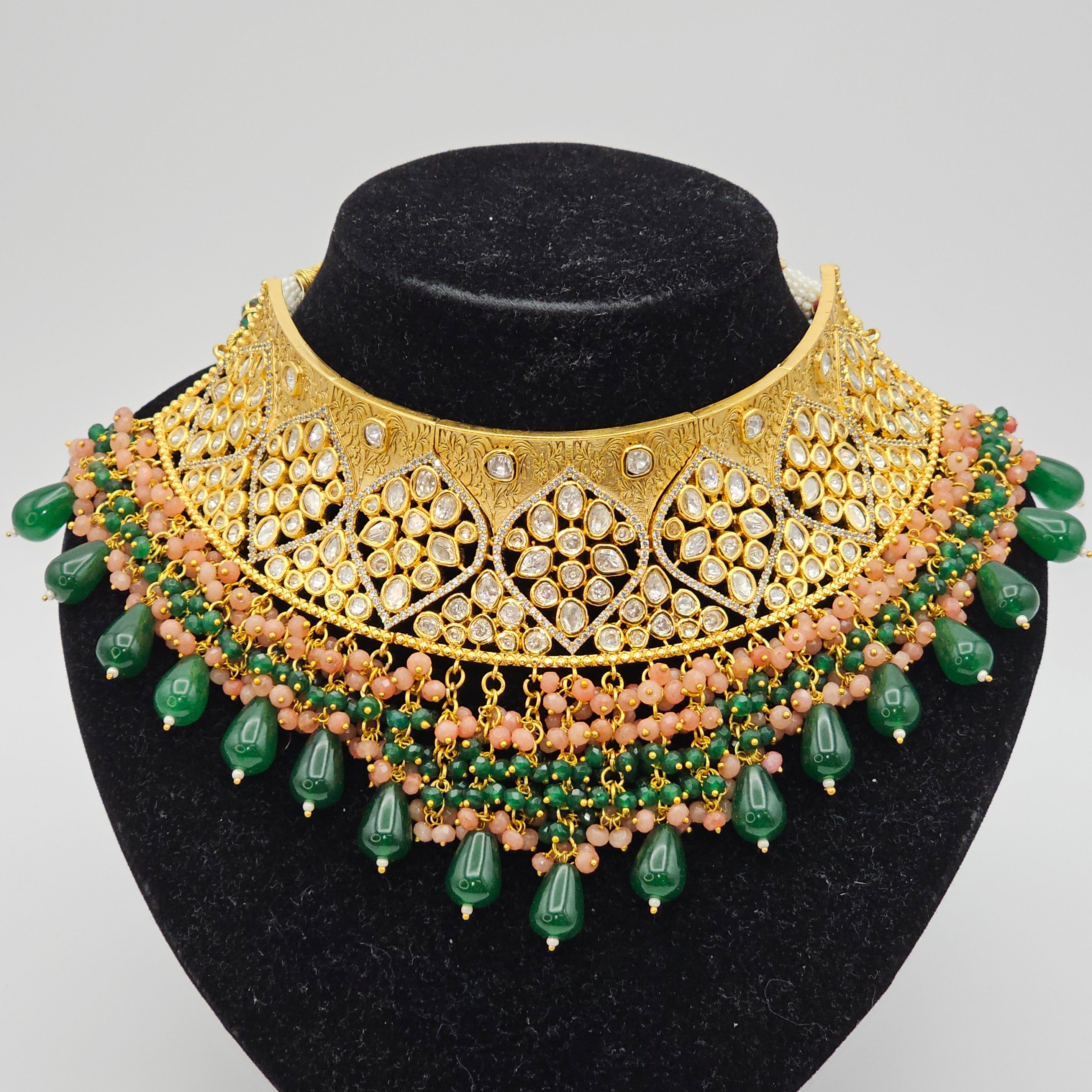Reegal Premium Quality Paachi Kundan Choker Necklace Set - Green