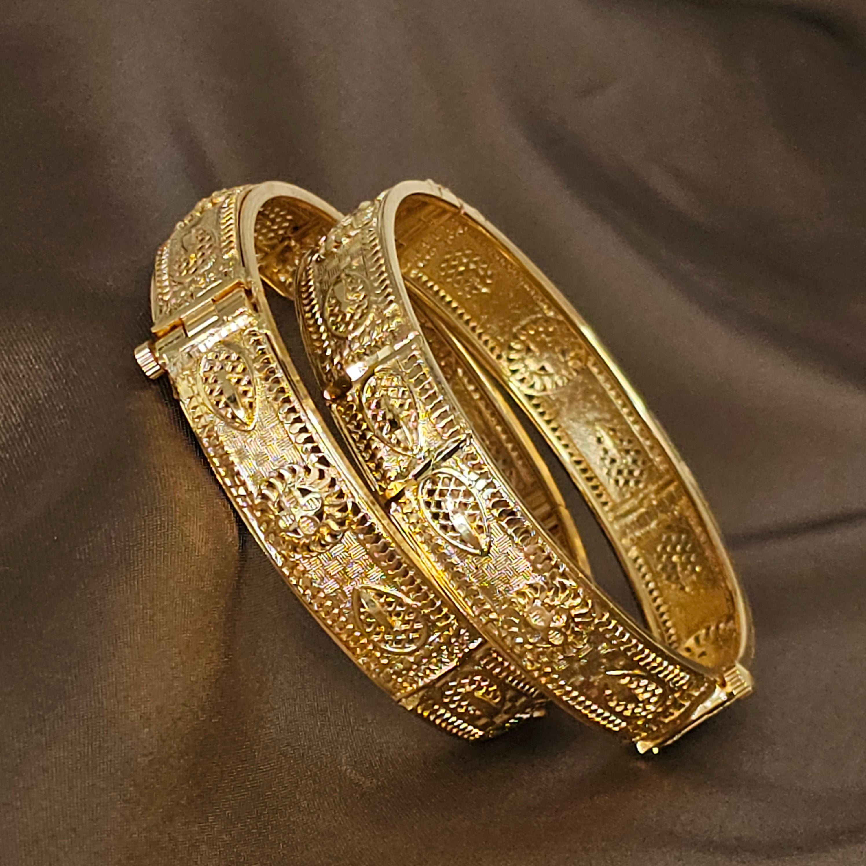 Gold Plated Openable Chunky Kangan Bangles