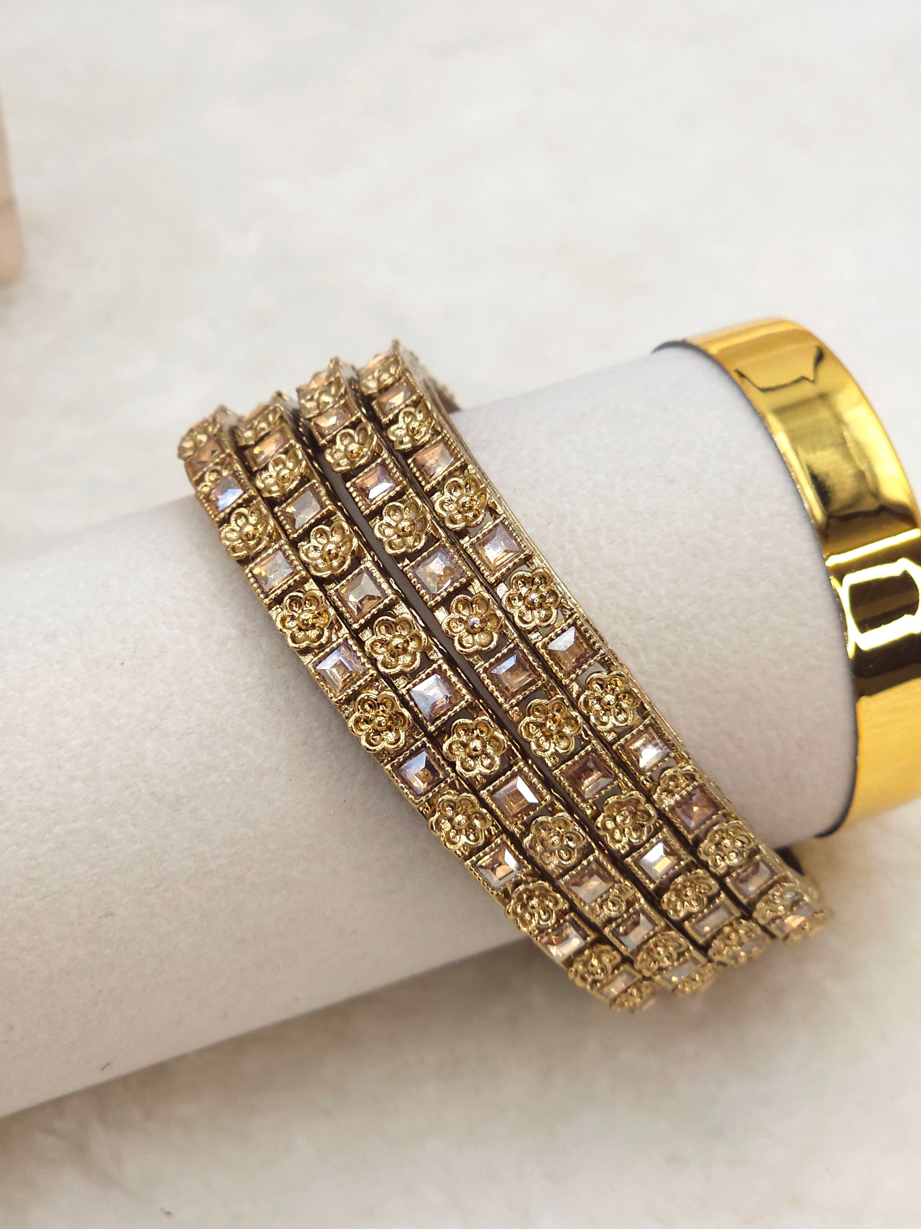 Set of 4 Antique Gold Polki Pearls Indian Bangles