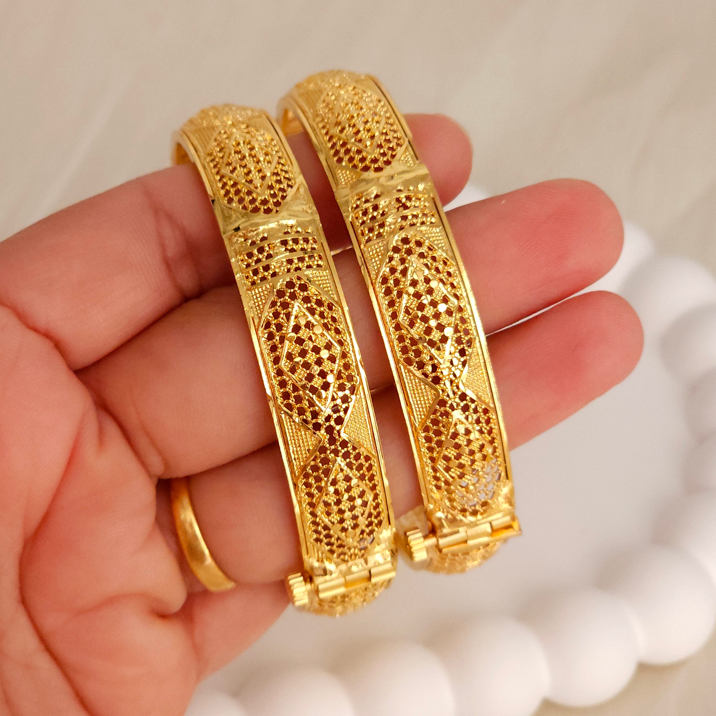 Gold Plated Openable Chunky Kangan Bangles