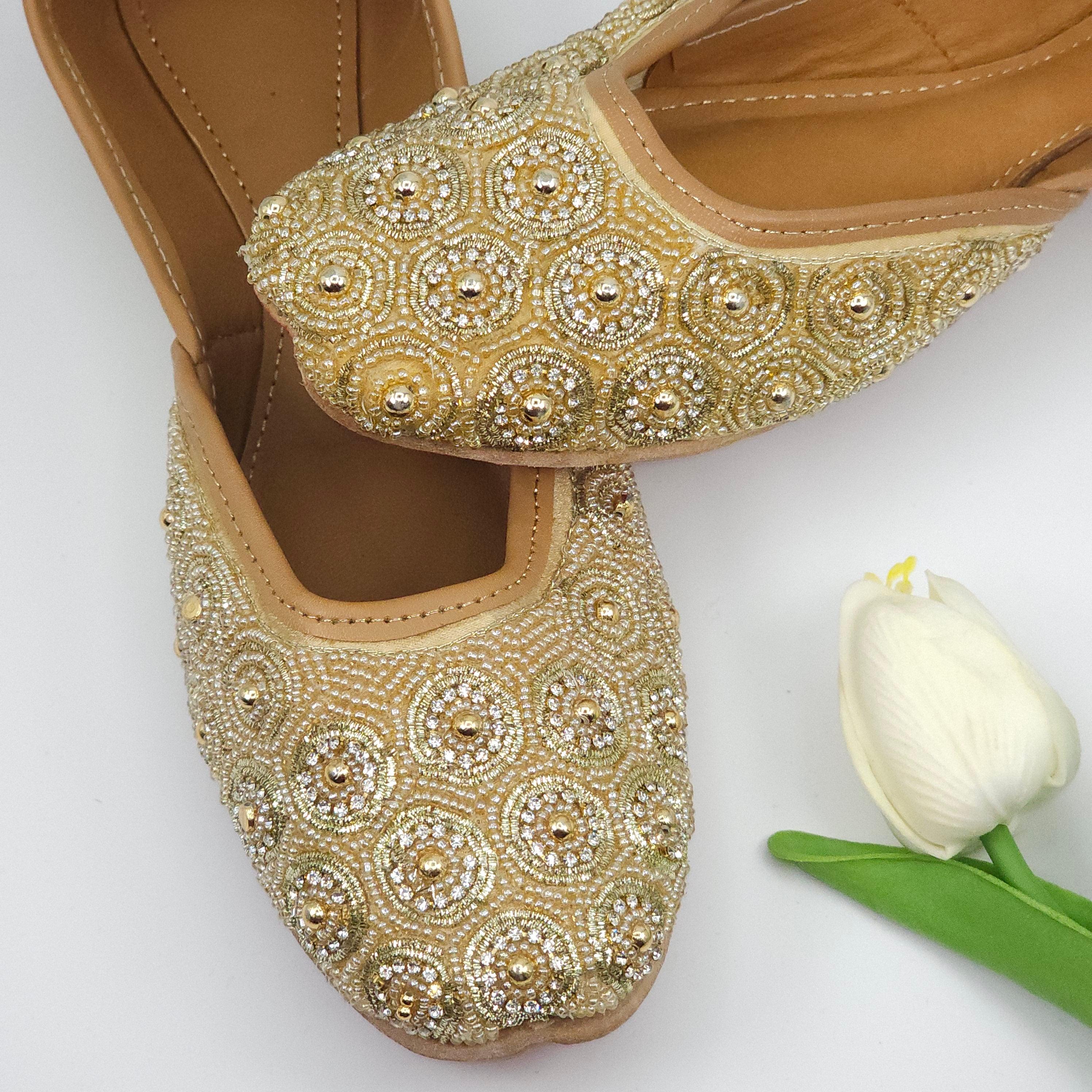 Tia Gold Embelised Bridal Juttis.