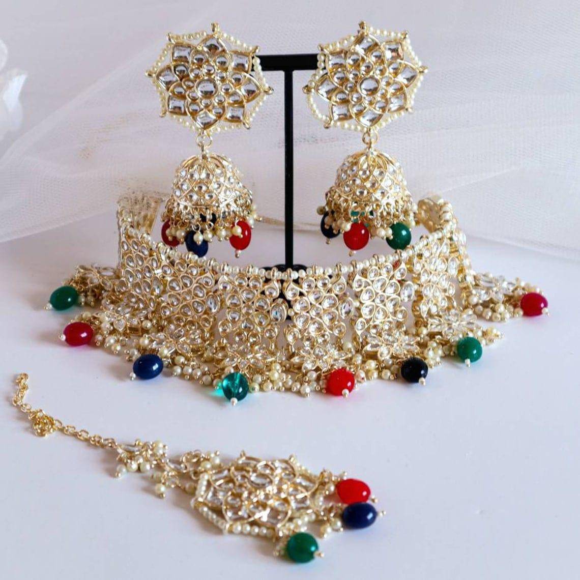 Kishwi - Kundan Choker Necklace Set - Fancy Fab Jewels