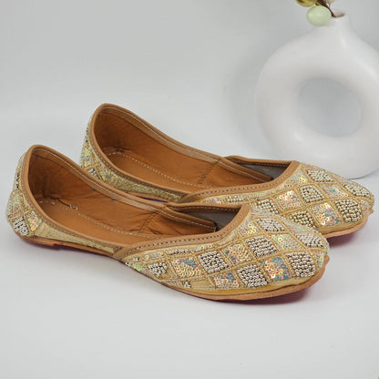 Jugmug Gold Embelised Bridal Juttis - Fancy Fab Jewels