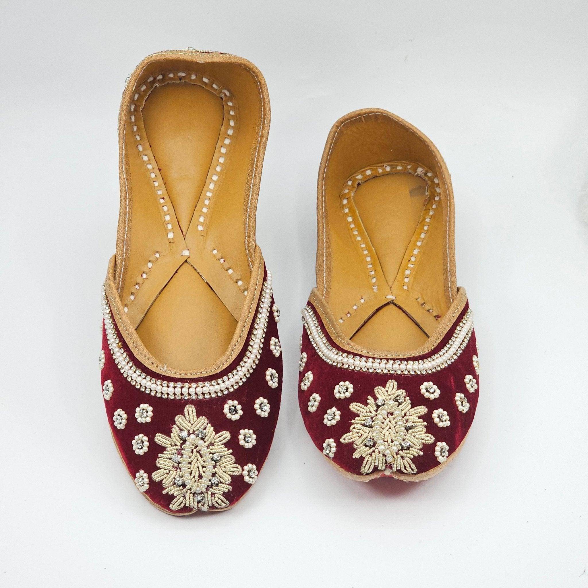 Dilawaiz Maroon Velvet Bridal Jutti - Fancy Fab Jewels