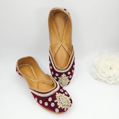 Dilawaiz Maroon Velvet Bridal Jutti - Fancy Fab Jewels