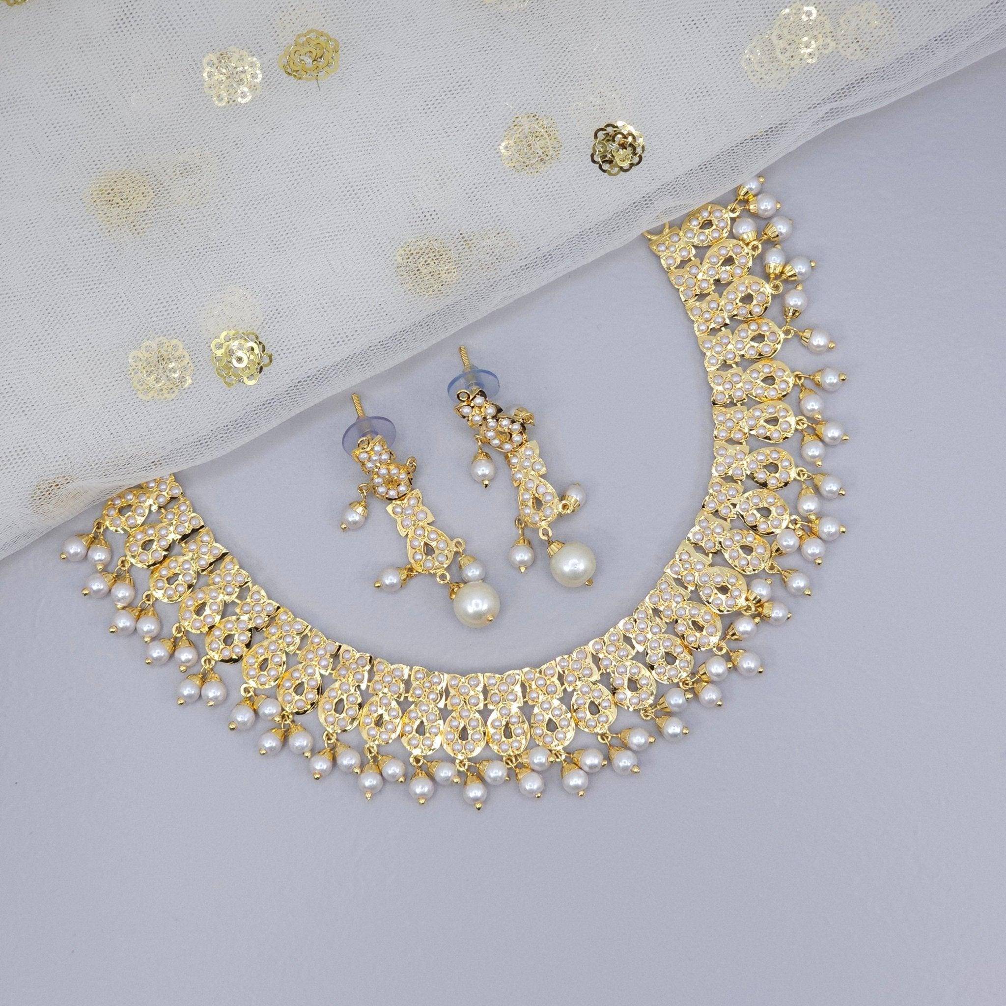 Anushka Jadau Choker Set - Fancy Fab Jewels