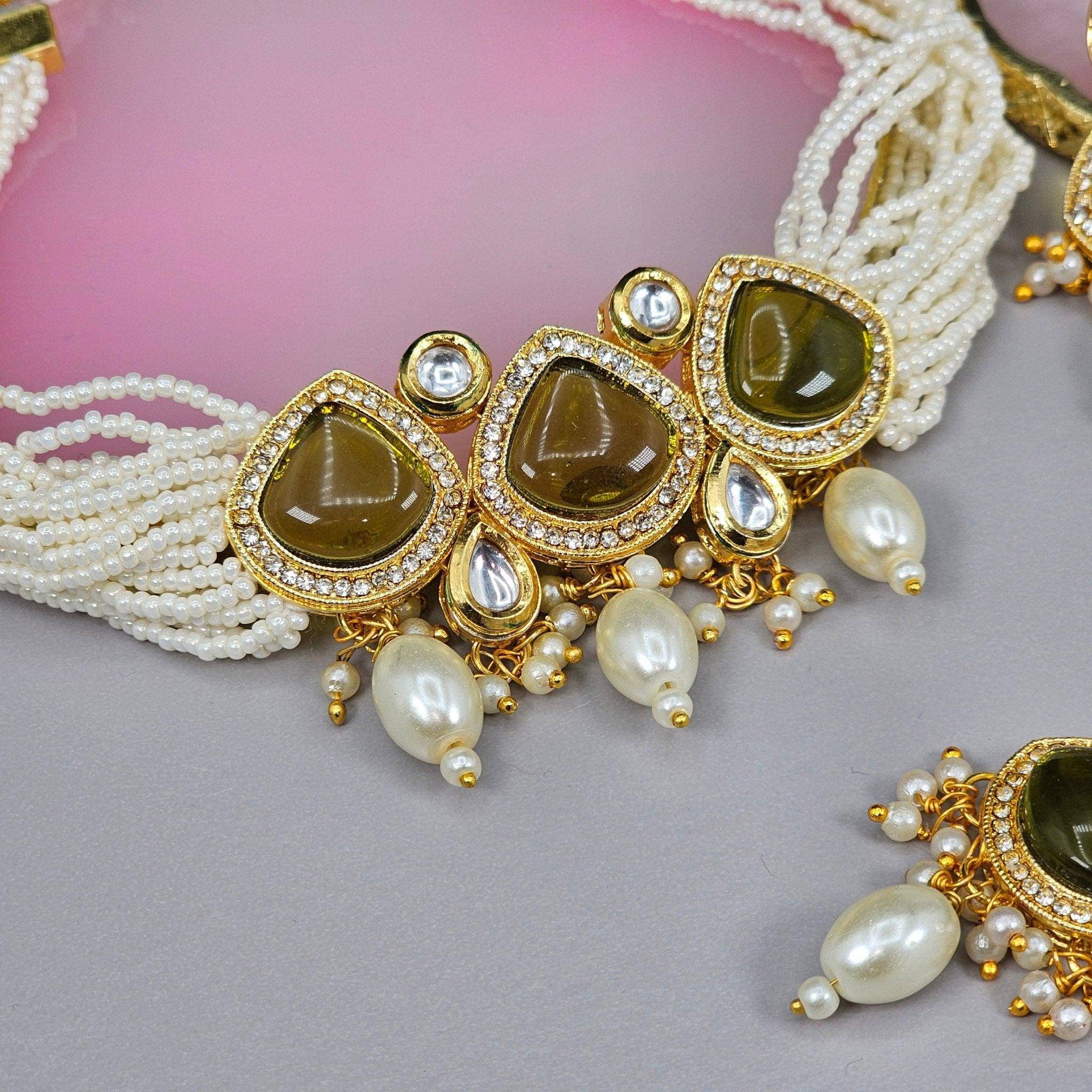 Anmol Kundan Choker Set - Elegant Handcrafted Jewelry for Any Occasion - Fancy Fab Jewels