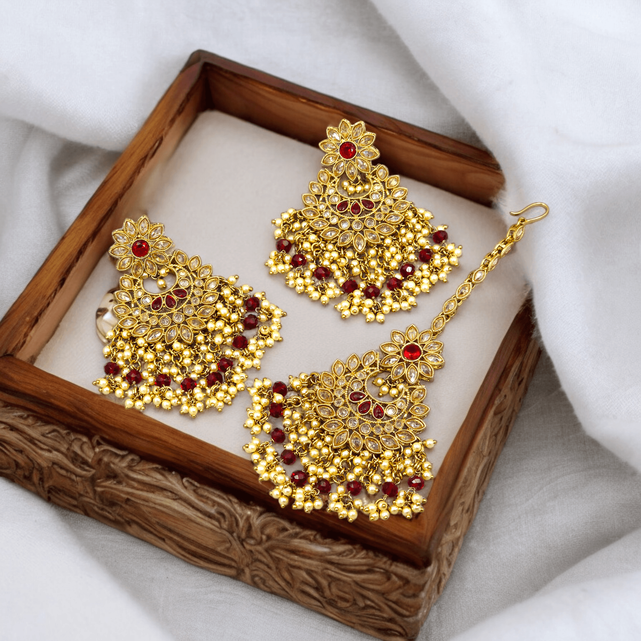 Tabassum Earrings and Tikka Set - Fancy Fab Jewels