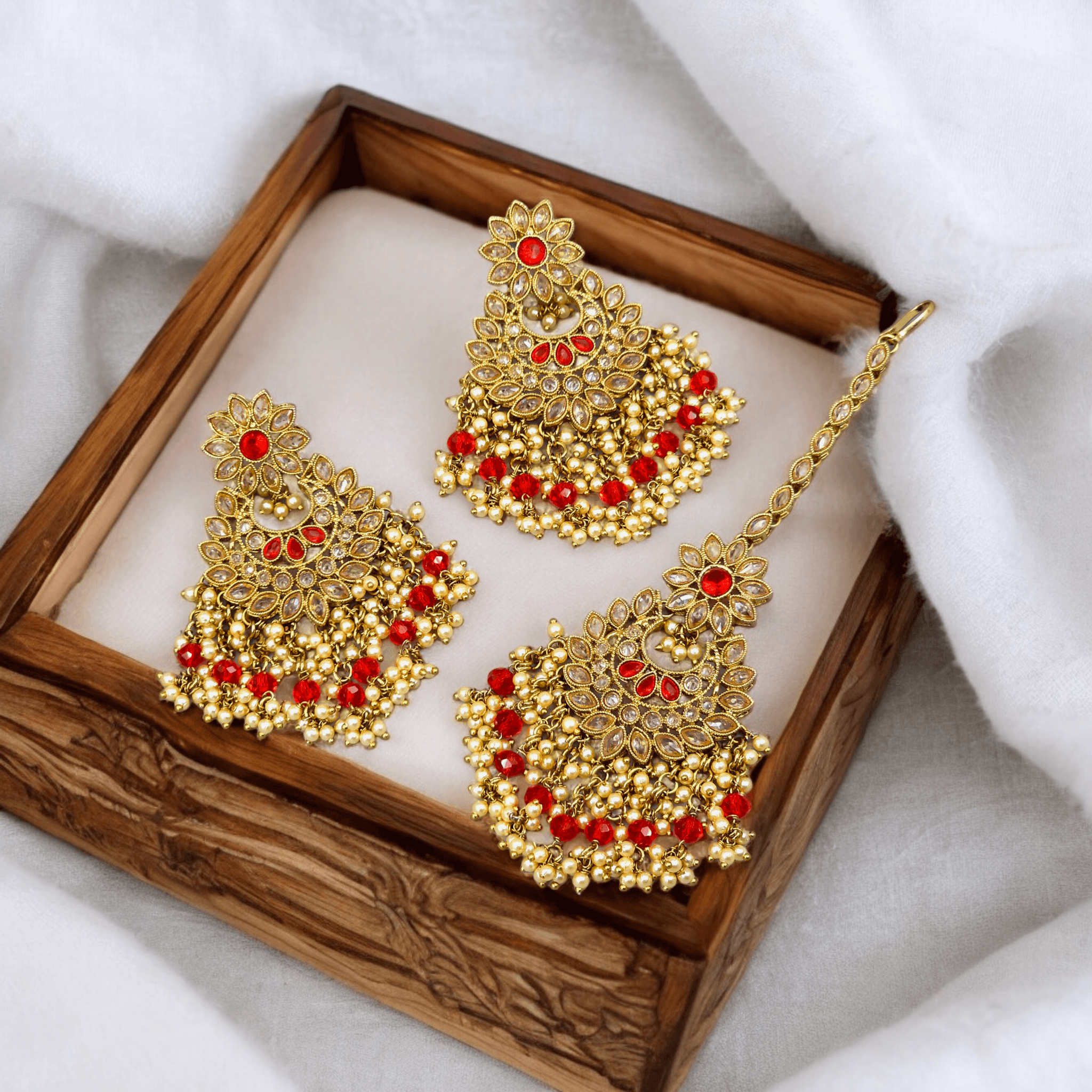 Tabassum Earrings and Tikka Set - Fancy Fab Jewels