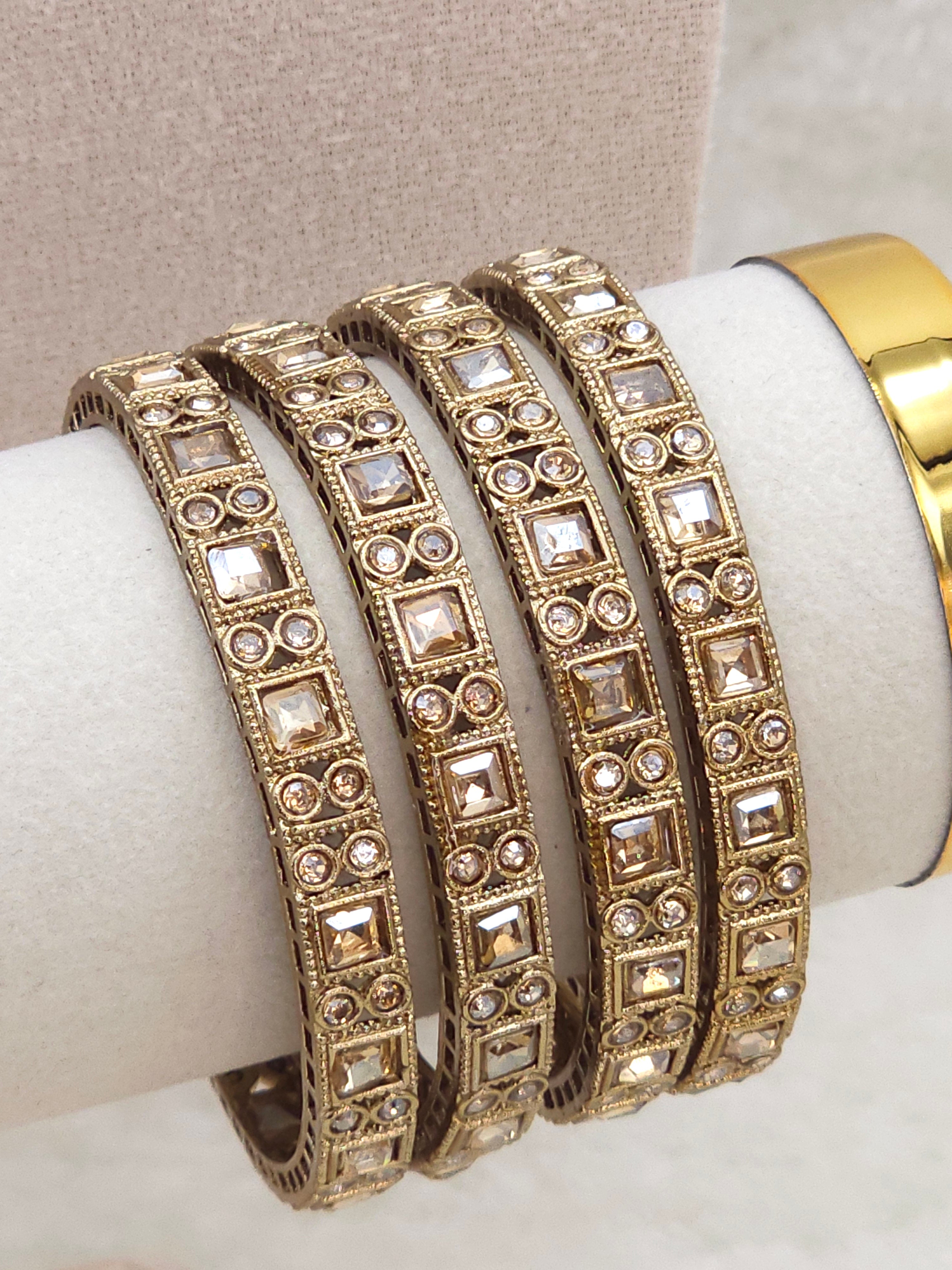Raya Antique Gold Bangle Set