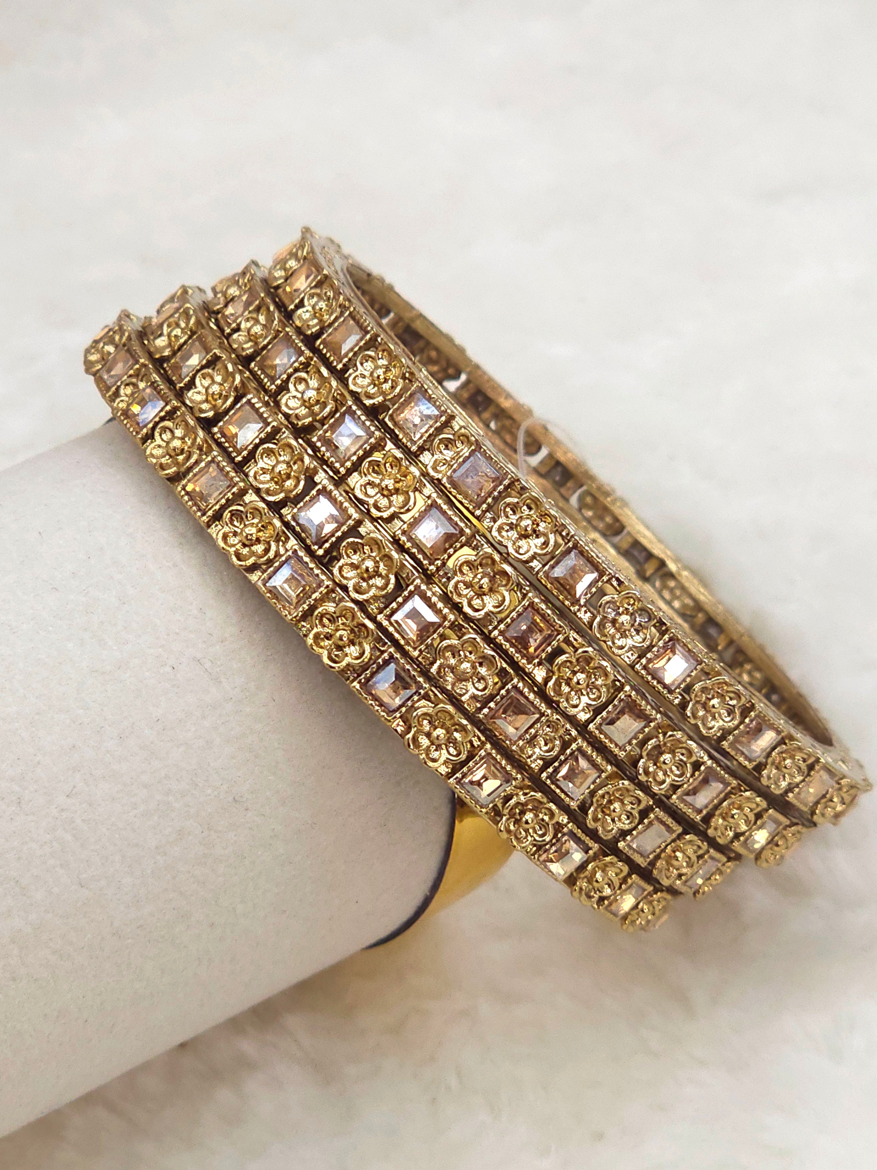 Set of 4 Antique Gold Polki Pearls Indian Bangles