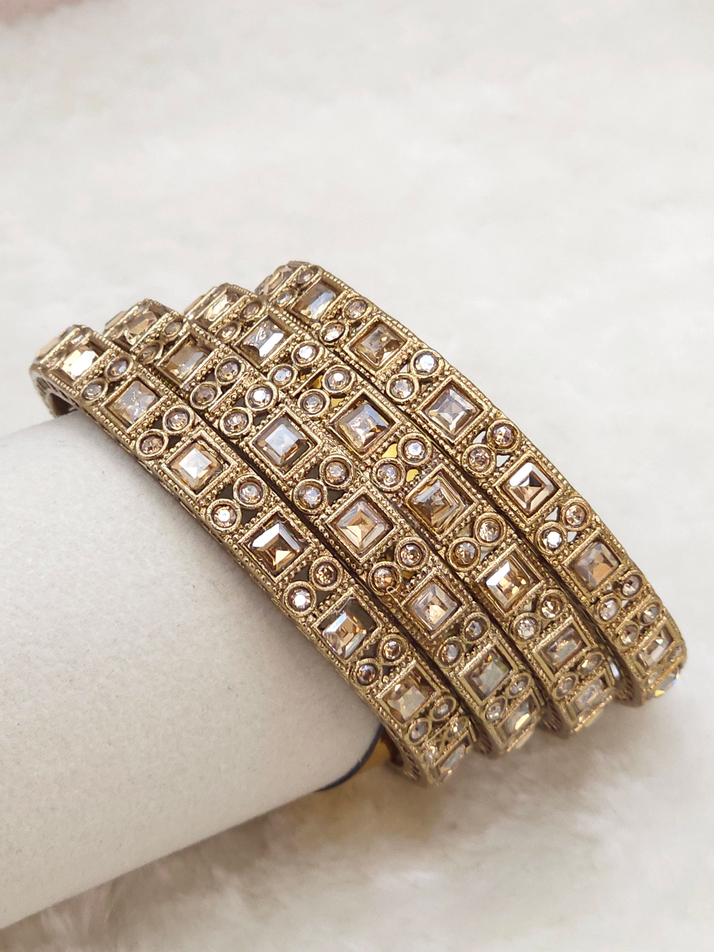 Raya Antique Gold Bangle Set